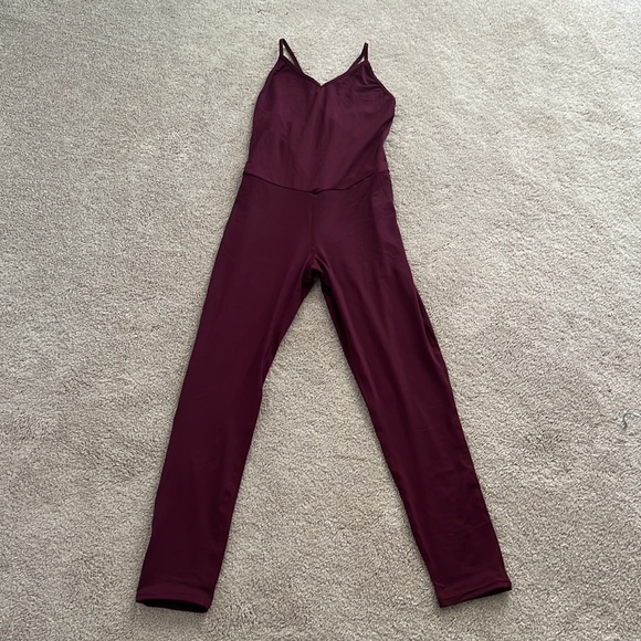 Burgundy body suit with adjustable spaghetti straps - Picture 3 of 6